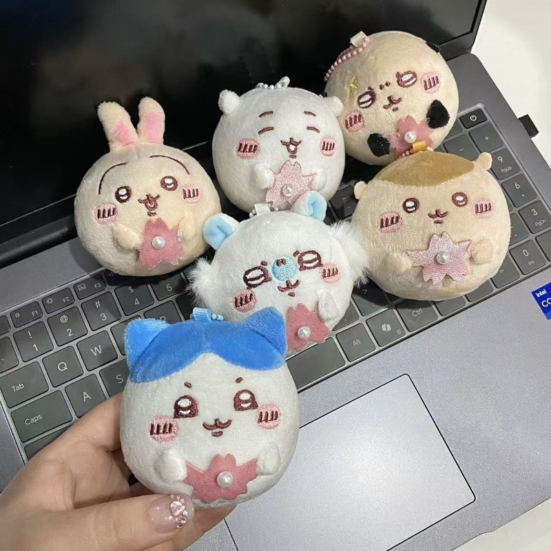 Japanese Fan - พวงกุญแจตุ๊กตาซากุระซีรีส์ น่ารัก ทรงกลม ลายอุซากิ ฮาจิวาเระ สไตล์จิคาวะ